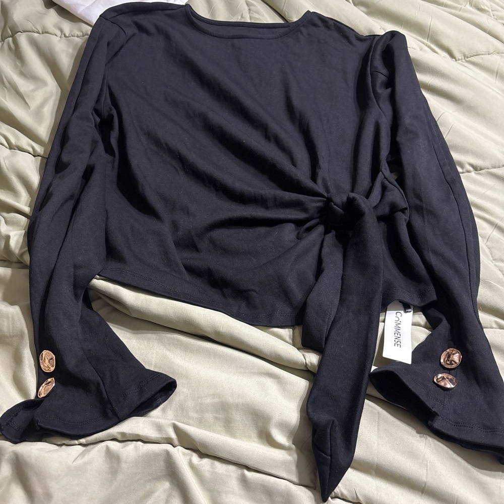 Commense brand Chic Black Long Sleeve Top with Button Accents size Large NWT